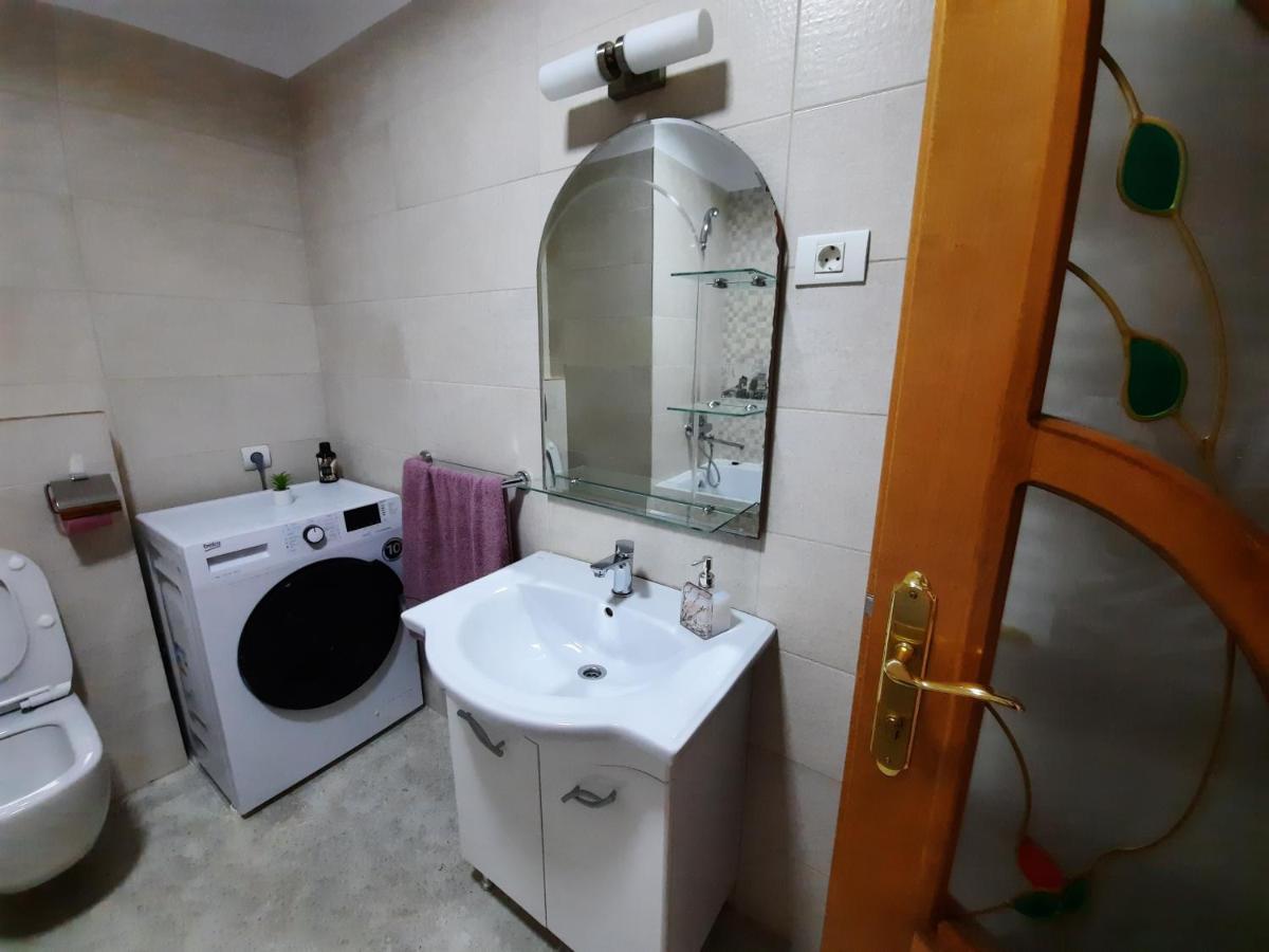 Jeni' s apartament Constanta Bagian luar foto