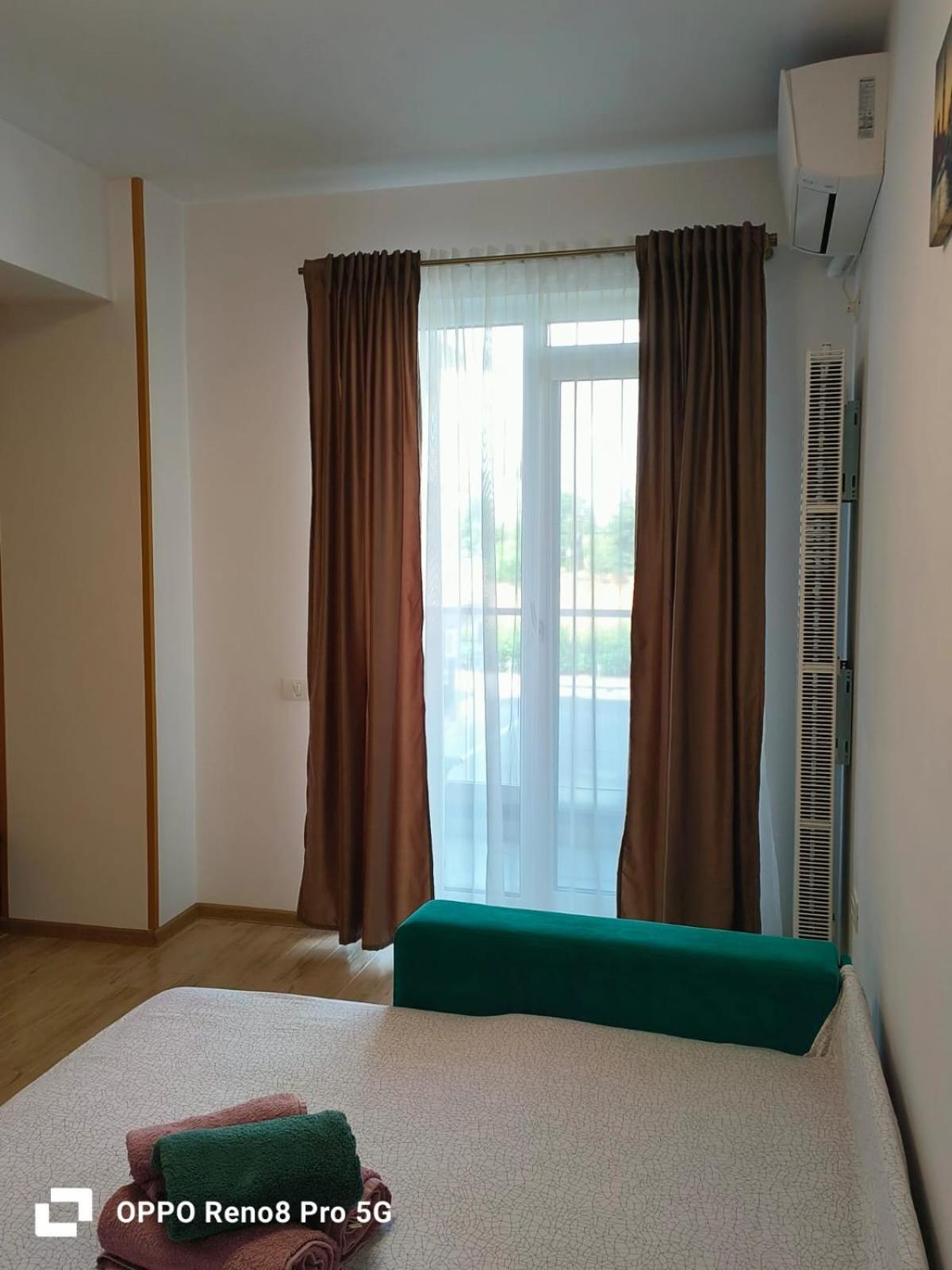 Jeni' s apartament Constanta Ruang foto